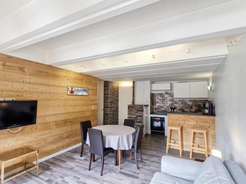 Appartement confortable à Flaine - 150m des pistes - 6 pers, balcon, cuisine équipée, lave-linge - FR-1-425-144