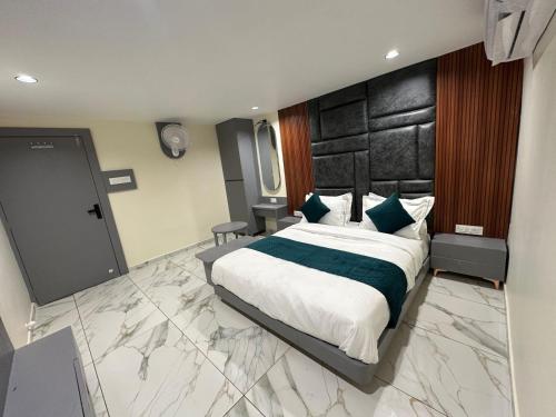Postel nebo postele na pokoji v ubytování Hotel Shyam Paradise