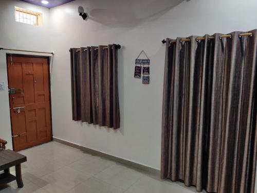 Фотография из галереи Madhuban Homestay 1 Ujjain в городе Удджайн