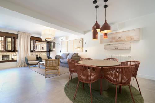 San Francisco Top-Luxury, by Homing U