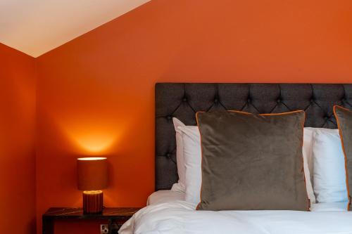 Dragon Suites Luxury Apartments at 9 Albyn Place photo 45