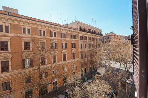 Lux San Pietro Apartment