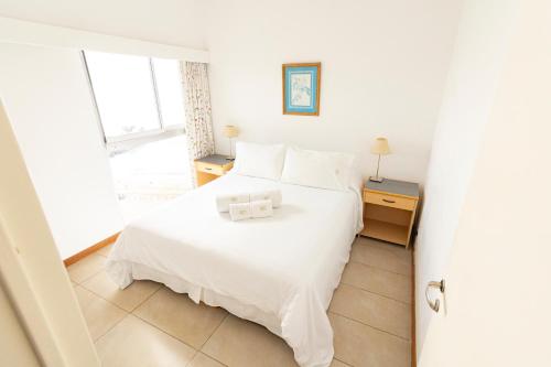 Katil atau katil-katil dalam bilik di Bristol Apart Hotel