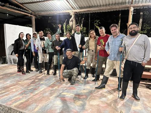 a group of people are posing for a picture at Portal del Sol in Villagarzón