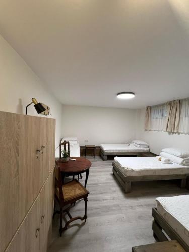 Ένα ή περισσότερα κρεβάτια σε δωμάτιο στο KUBU ground floor rooms