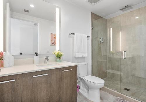 X Lounge II-Highline Corner Residence photo 34