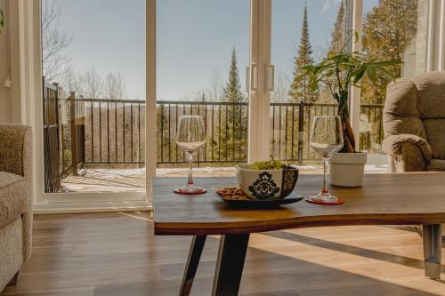 Μπαλκόνι ή βεράντα στο Delarose Cottage, Ski, Spa, pool table & starry night