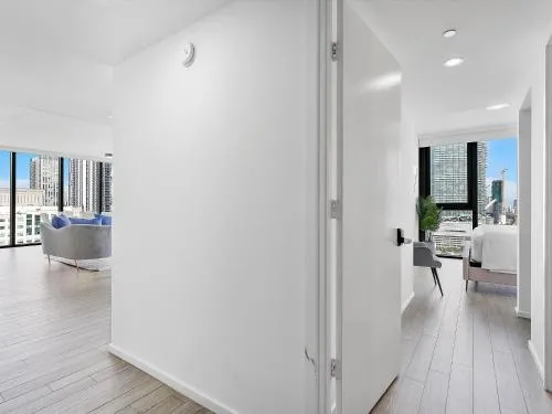 X Lounge-Contemporary Corner Residence photo 45