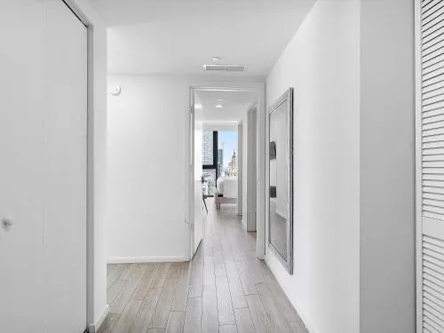 X Lounge-Contemporary Corner Residence photo 44