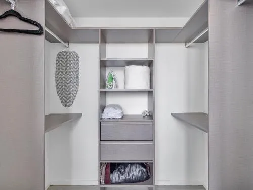 X Lounge-Contemporary Corner Residence photo 7