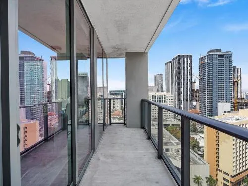 X Lounge-Contemporary Corner Residence photo 54