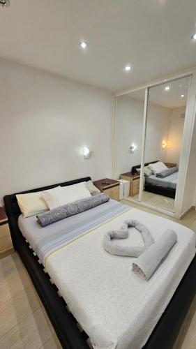 Habitación doble con TV65