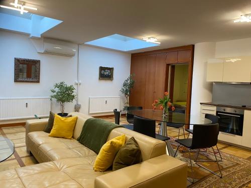 Χώρος καθιστικού στο City Suite Grazbachgasse