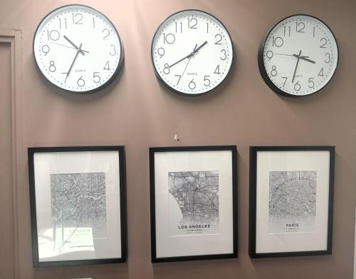 Imagen de la galería de A08 SUITE WHITE para 1 a 2 personas, Especialistas en CORTAS, MEDIANAS Y LARGAS ESTANCIAS en IZCALLI TEPOTZOTLAN perfecto para Familias, Turistas, Contratistas, Estudiantes, Empresas A sólo 5 min Izcalli 5 min Esmeralda 20 min Satélite 25 min AIFA, en Cuautitlán Izcalli