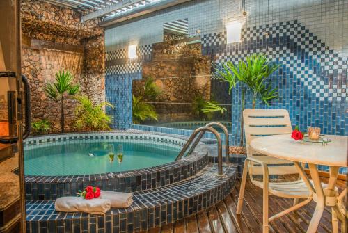 Πισίνα στο ή κοντά στο Motel Chavelle