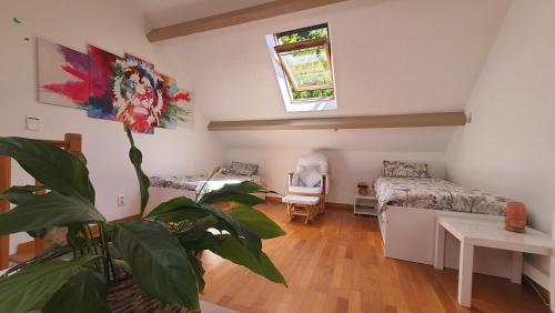 Posezení v ubytování Gîte des Bruyères à Coye-la-Forêt