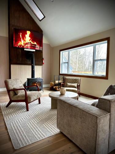 Ruang duduk di Ski Mountain Home Unit B