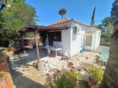 Spacious bungalow in El Paso for family