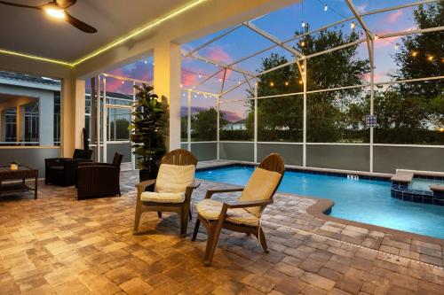 Upstay 9BR Villa w Pool & Cinema - Epic Universe photo 54