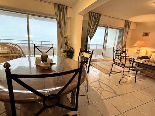 Photo de la galerie de l'établissement Résidence Le Rossini - PORNICHET - AGREABLE APPARTEMENT FACE MER MAE-7871, à Pornichet