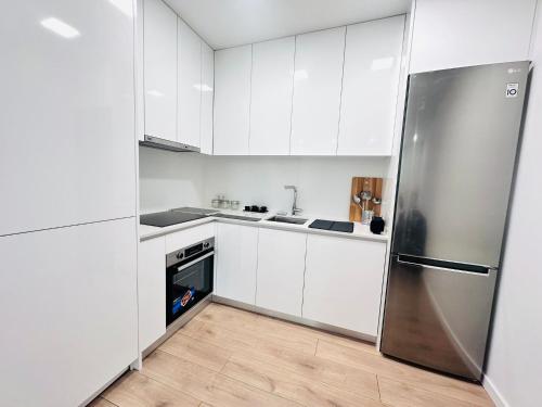 The Antonio Pedro House - NO 2D - Stunning Three-Bedroom Apartment