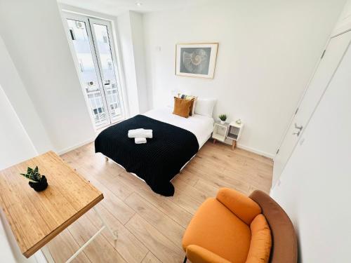 The Antonio Pedro House - NO 2D - Stunning Three-Bedroom Apartment