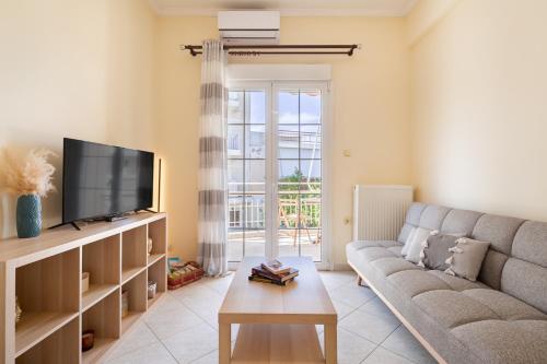 Your Home In Elefsis