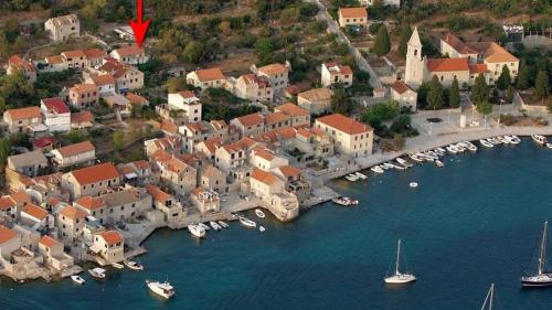 Apartments by the sea Prvic Luka, Prvic - 21276