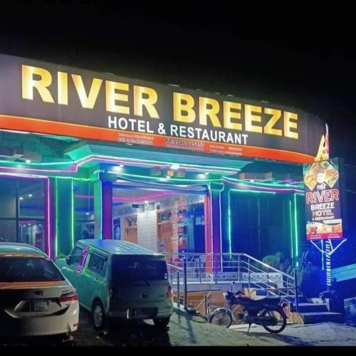 Gambar di galeri bagi River Breeze Hotel Swat di Sangota