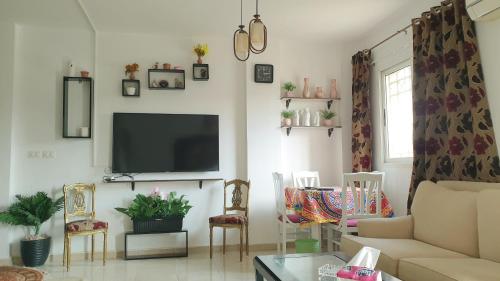 Cozy Modern apart for Families