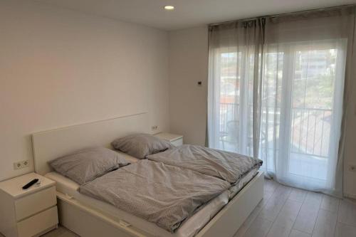 Apartments with parking space Trogir - 23948