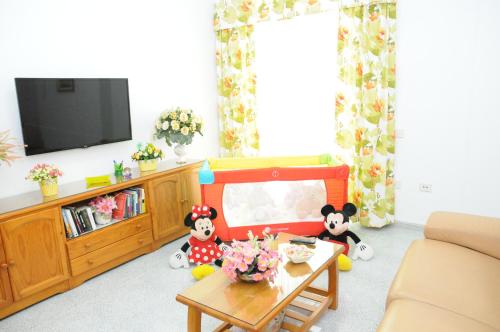 EmyCanarias Holiday Homes Vecindarioにあるテレビまたはエンターテインメントセンター