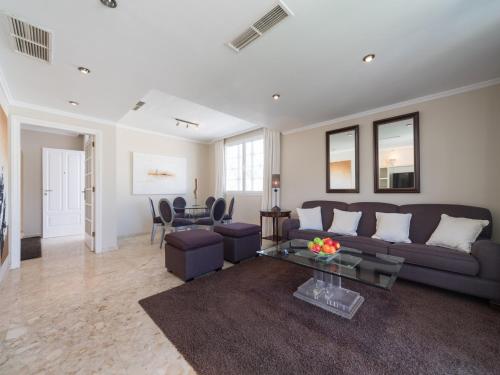 Imagen de la galería de Villa in Maspalomas with Private Pool, en San Bartolomé