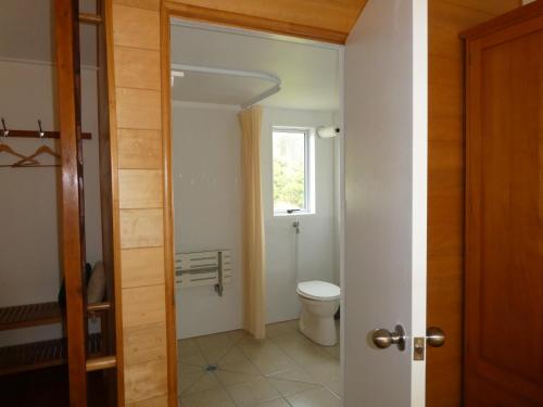 Gallery image of The Healthy Guesthouse in Omapere