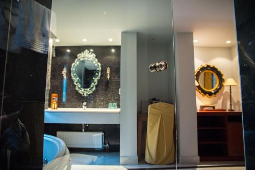 Gallery image of Maritsas Hotel & Suites in Portariá