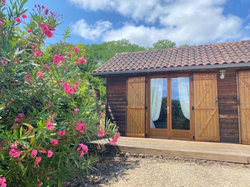 Maison bois avec piscine privée, Wifi près sites de Dordogne - FR-1-616-445