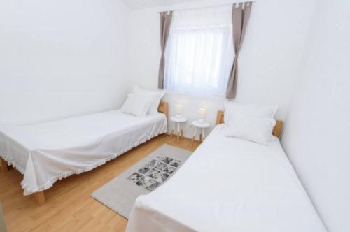 2min walk to the beach , Large SeaView terraces 2 Apts, BBQ, parking