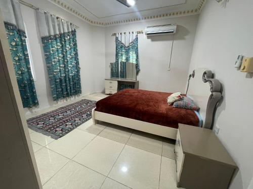 Llit o llits en una habitació de شقه كامله