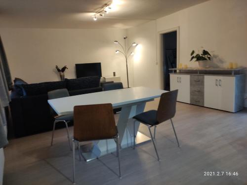 Kuchyň nebo kuchyňský kout v ubytování Gemütliche Wohnung an der Schweizer Grenze