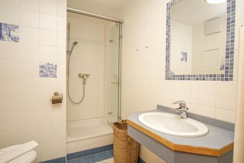 Koupelna v ubytování Ferienwohnung mit traumhaftem Meerblick - Haus am Meer FeWo 06