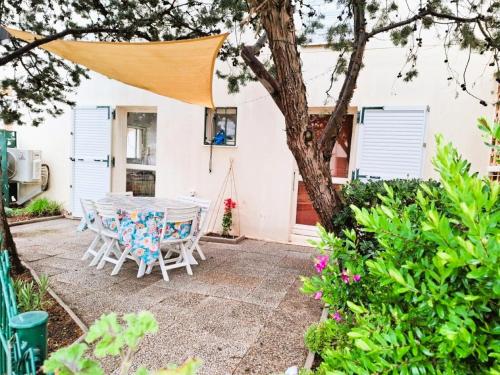 Rez de jardin climatisé avec grande terrasse