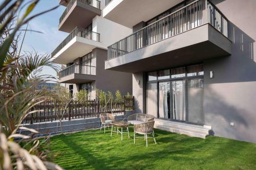 Aura Cairo Festival Serviced Apartments - BirdNest