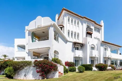 Elviria del Sol photo 1