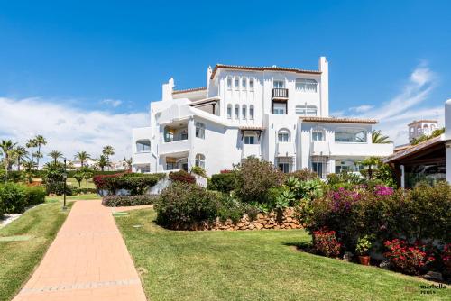 Elviria del Sol photo 8