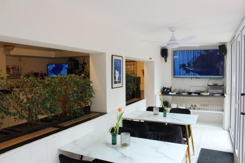 Kuchyň nebo kuchyňský kout v ubytování Burghotel - Das Original