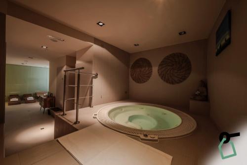 HOTIDAY Room Collection - Mediterranee Alassioにあるバスルーム