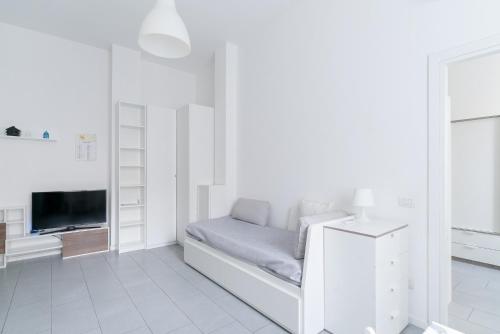 GuestHost - Bright Apartment Isola - Milano
