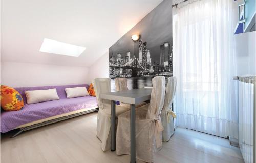 Postel nebo postele na pokoji v ubytování Apartment Augusta Senoe Iv