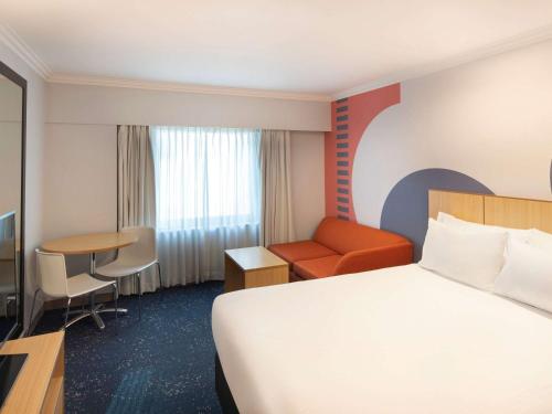 ibis Styles Sydney Centralにあるベッド