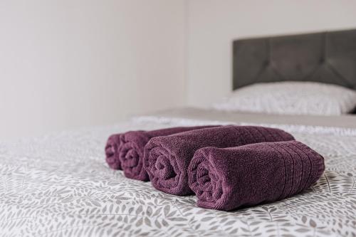 Ένα ή περισσότερα κρεβάτια σε δωμάτιο στο Allegra Apartments